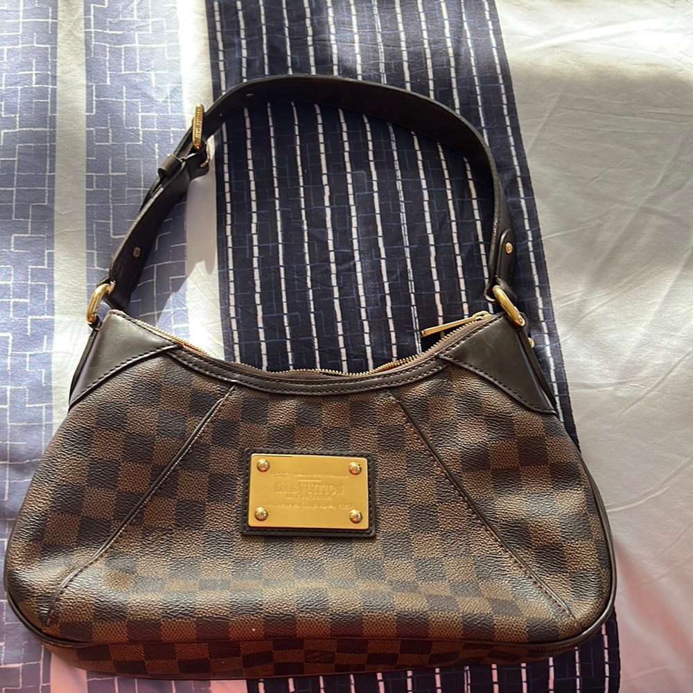 Like New Louis Vuitton Bag